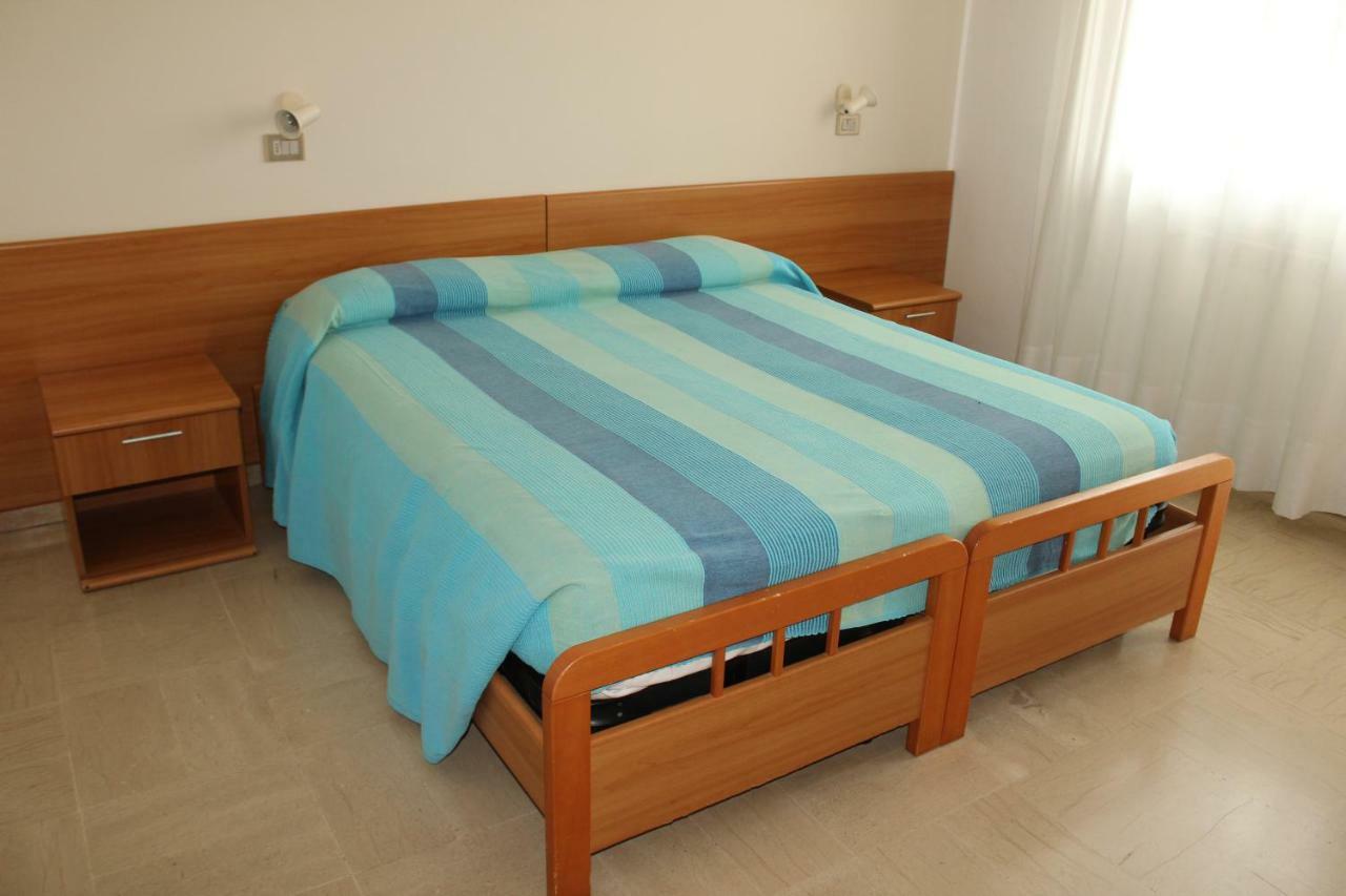 Hotel Caravel Sottomarina Dış mekan fotoğraf
